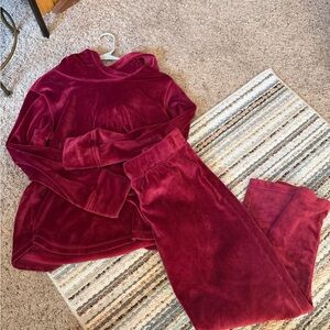 Women's Velvet Lounge Set in Rich Burgundy